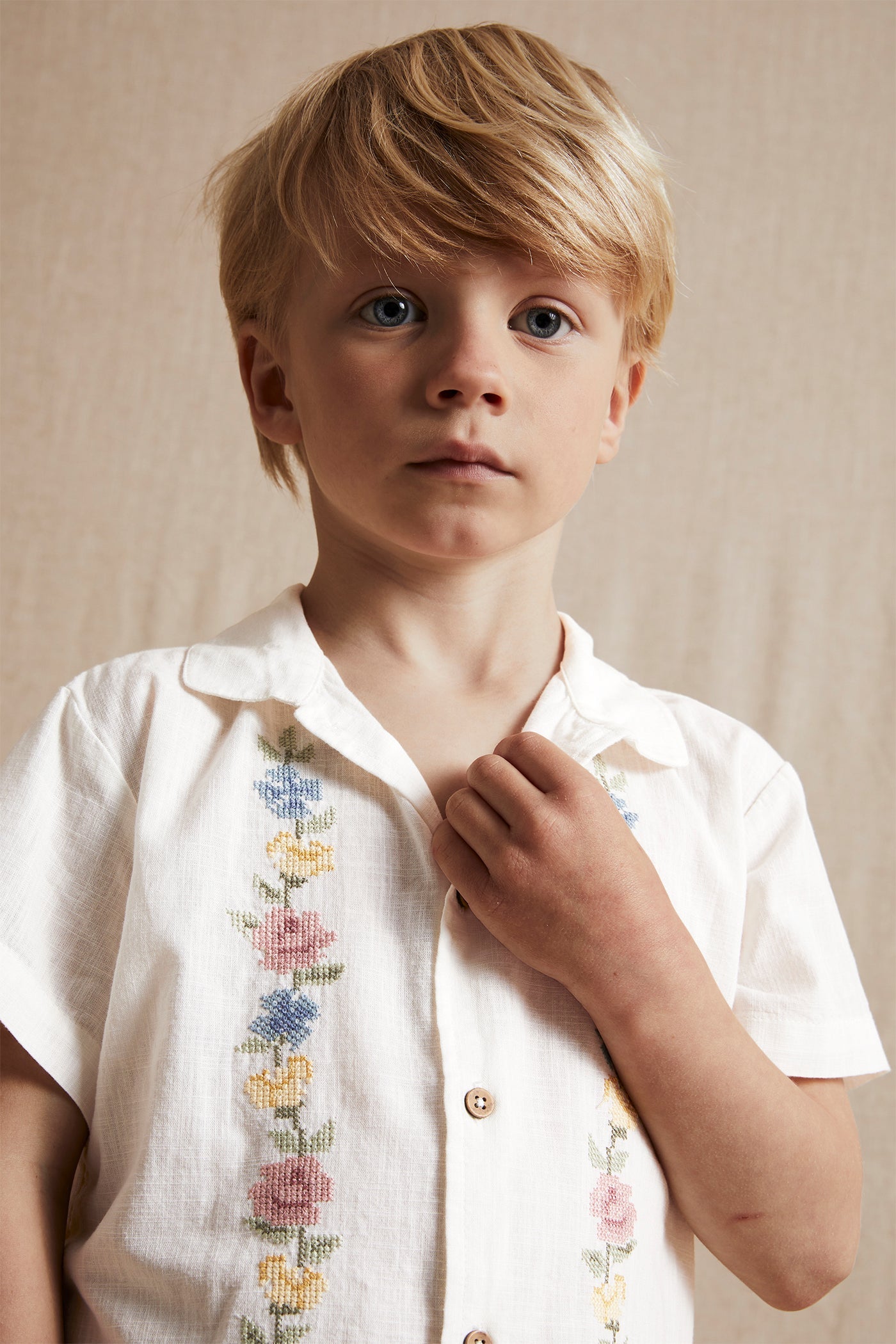 Kids white cross-stitch floral embroidery short-sleeved shirt